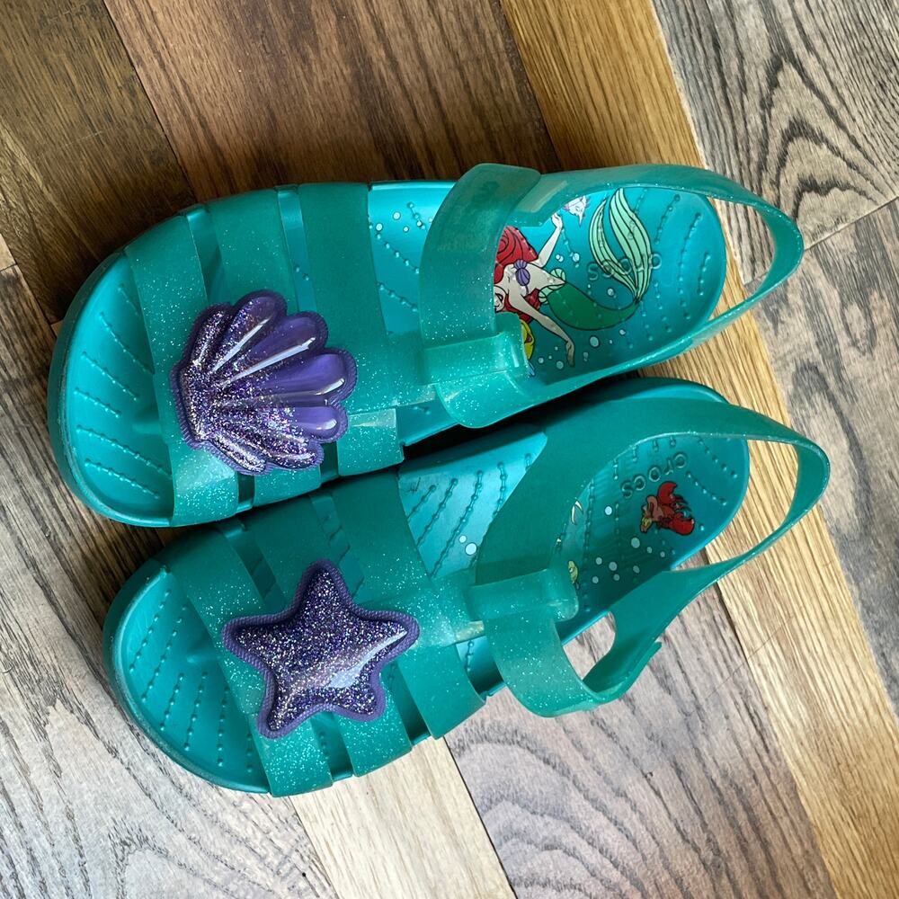 Crocs Disney Little Mermaid Ariel Girls J3 Aqua Glitter Sandals Shell Star